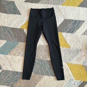 Woman’s Nike leggings